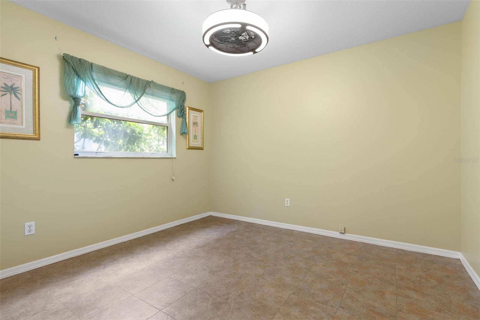 1440 S FLAGLER AVE