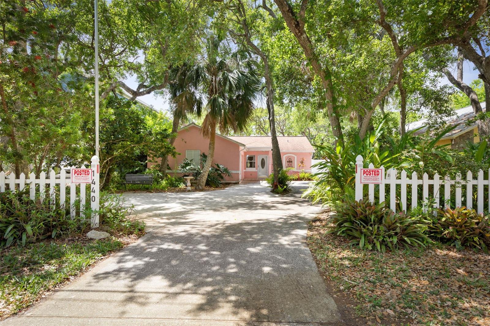 1440 S FLAGLER AVE