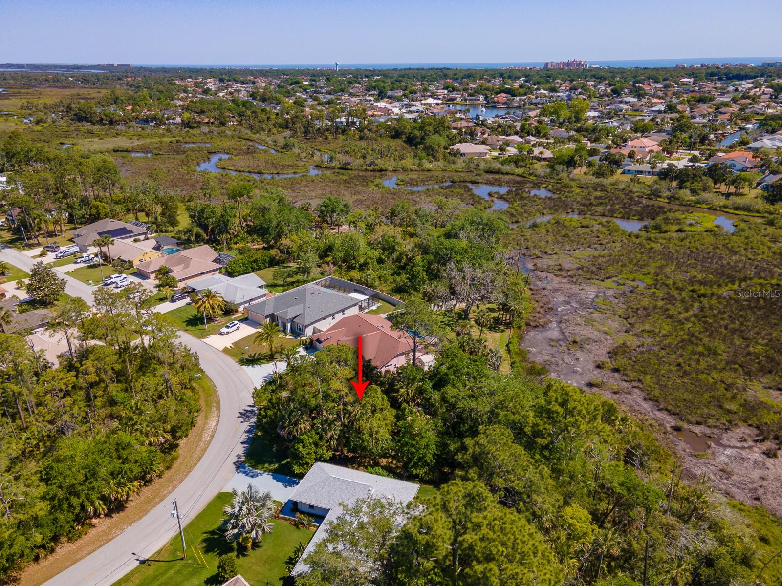52 COLECHESTER LN