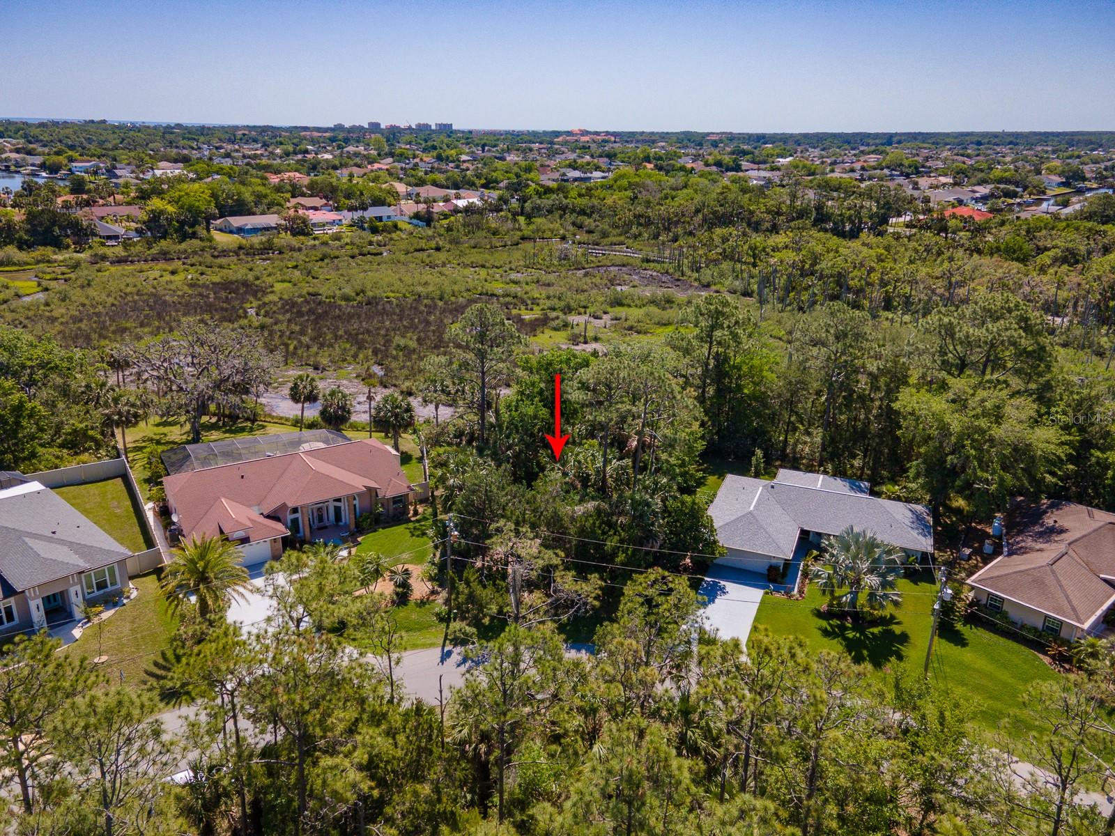 52 COLECHESTER LN