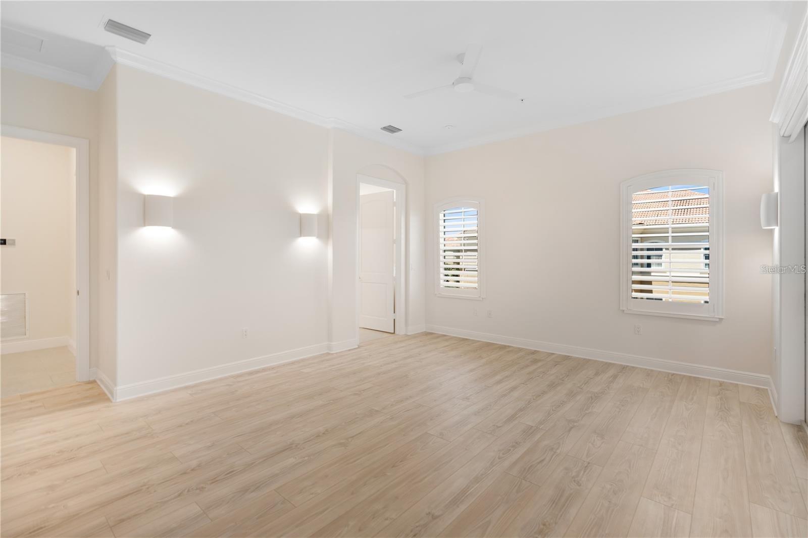 175 AVENUE DE LA MER #303