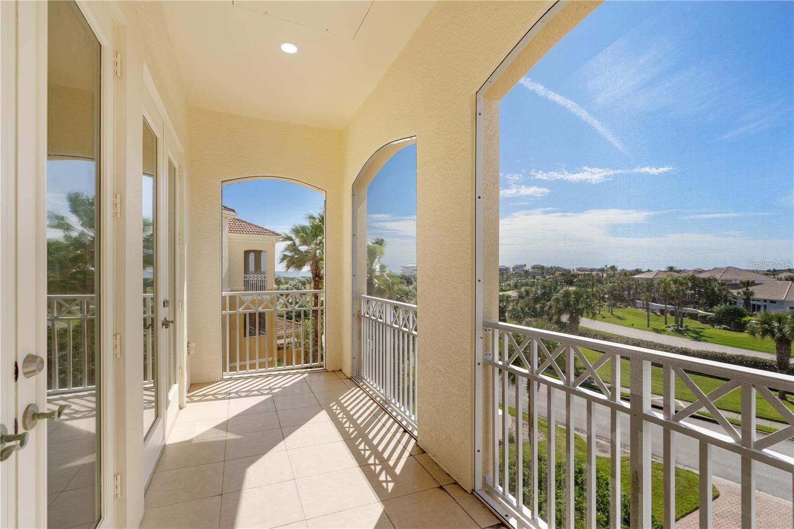 175 AVENUE DE LA MER #303
