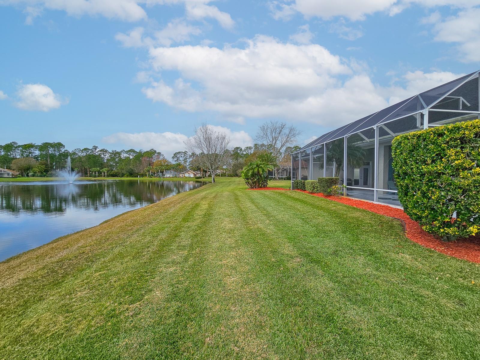 6 LAKESIDE PL E