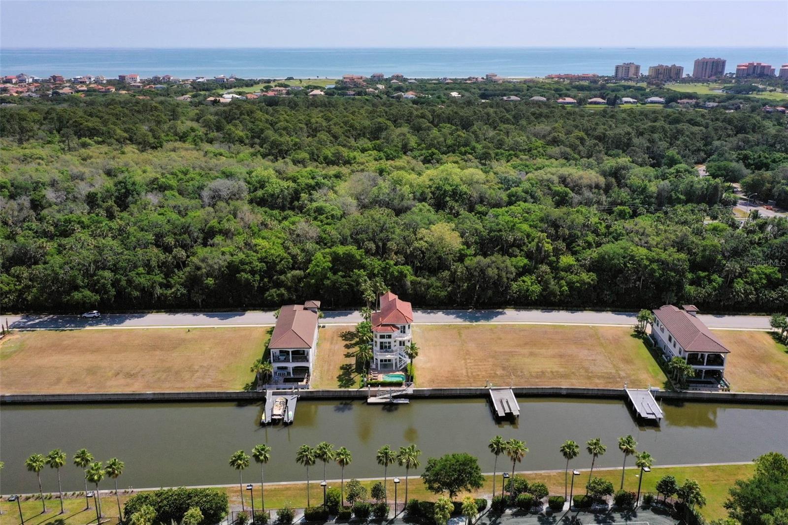 220 HARBOR VILLAGE PT N