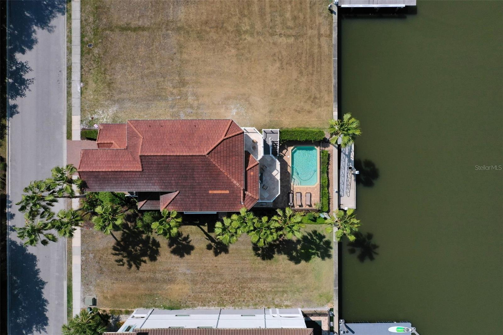 220 HARBOR VILLAGE PT N