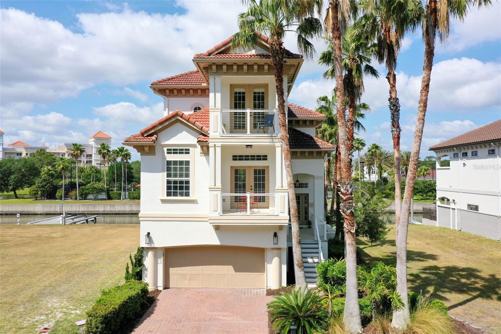 220 HARBOR VILLAGE PT N