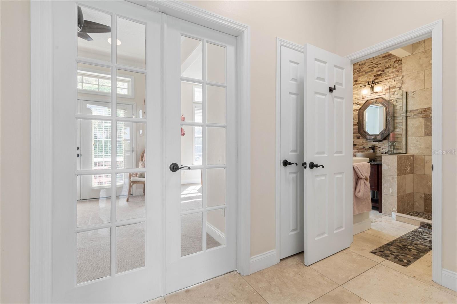 220 HARBOR VILLAGE PT N