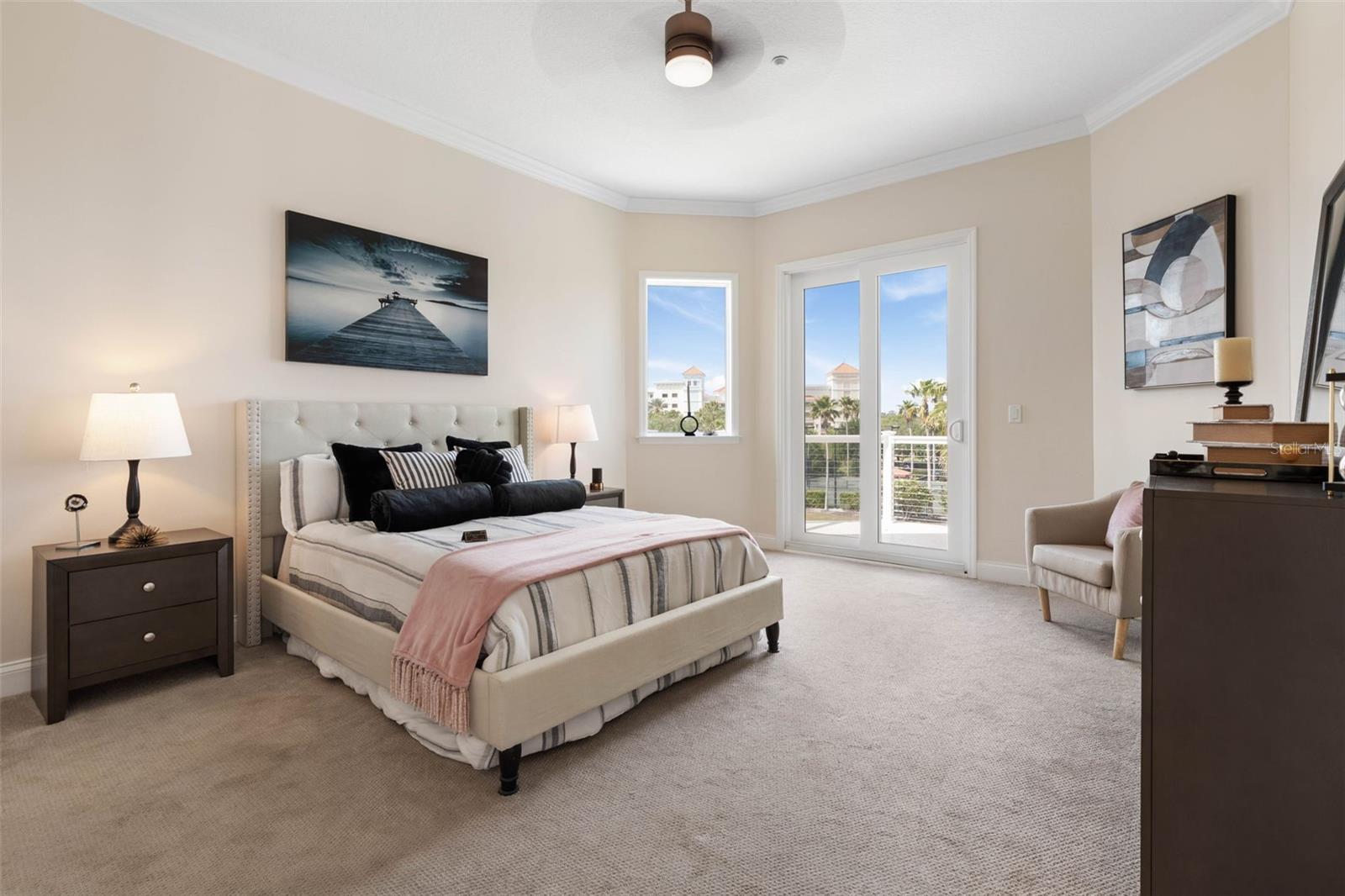 220 HARBOR VILLAGE PT N