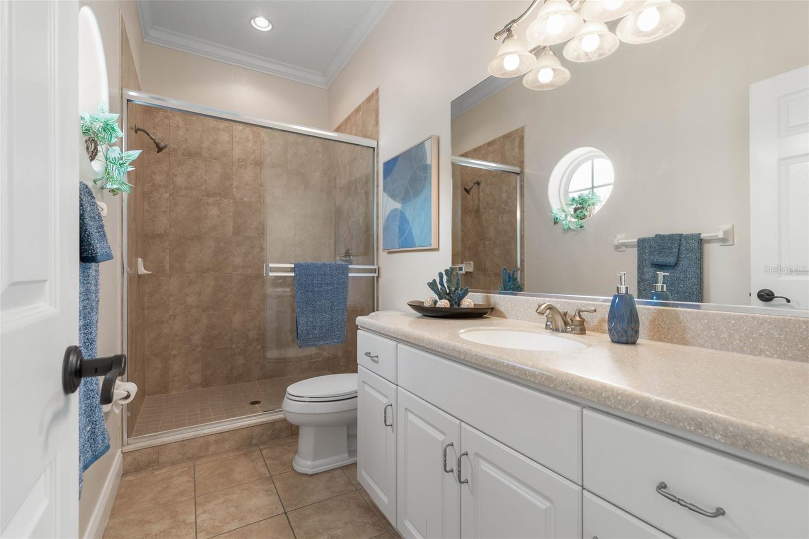 220 HARBOR VILLAGE PT N