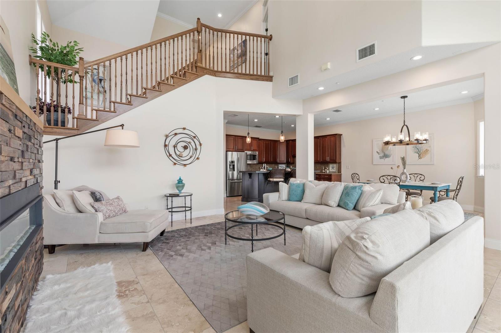 220 HARBOR VILLAGE PT N