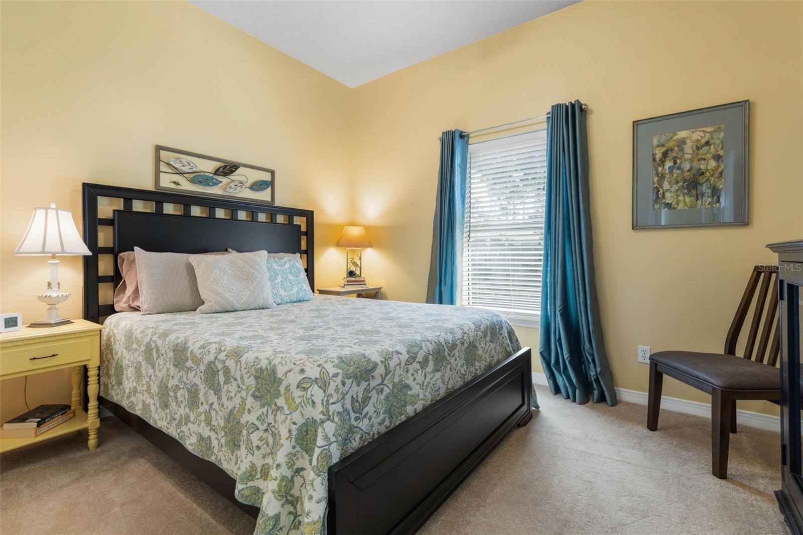 11 ROXBORO DR