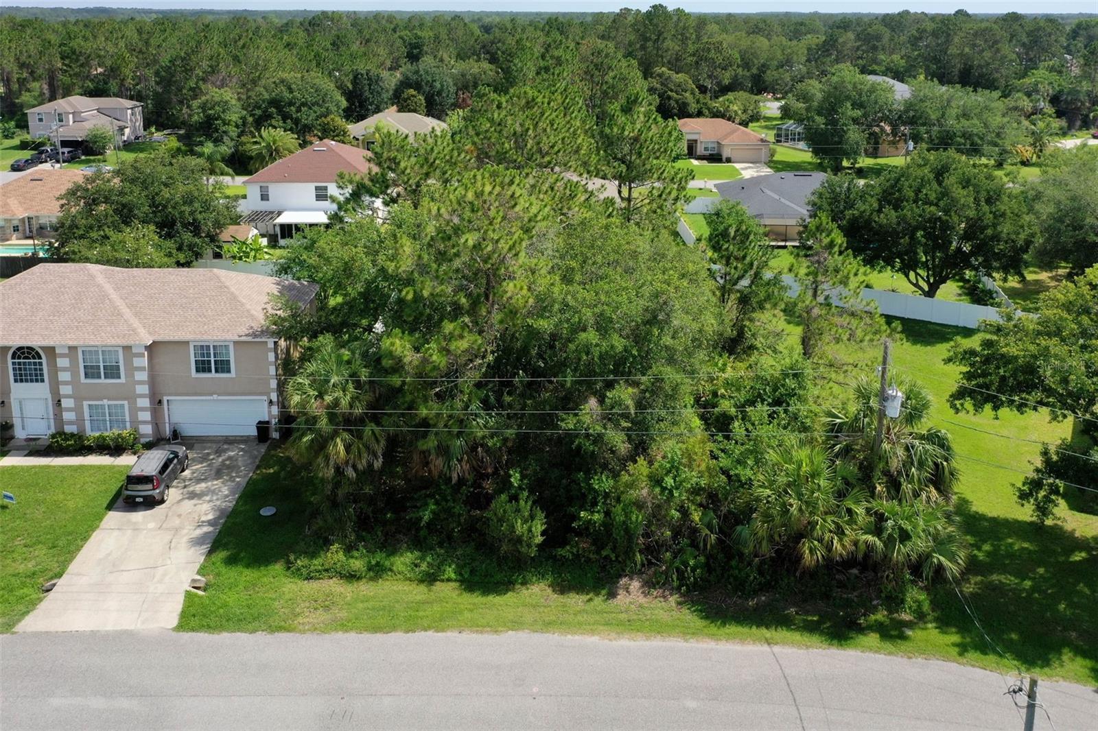 4 BUFFALO PLAINS LN