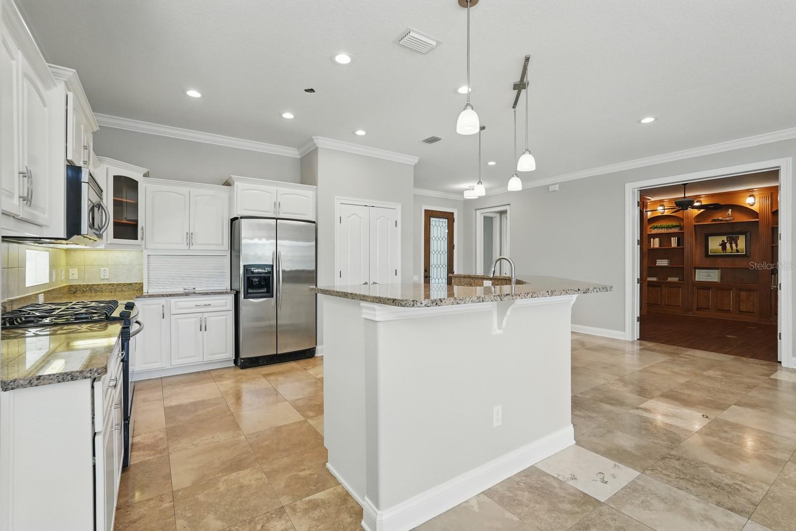 23 SANDPIPER LN