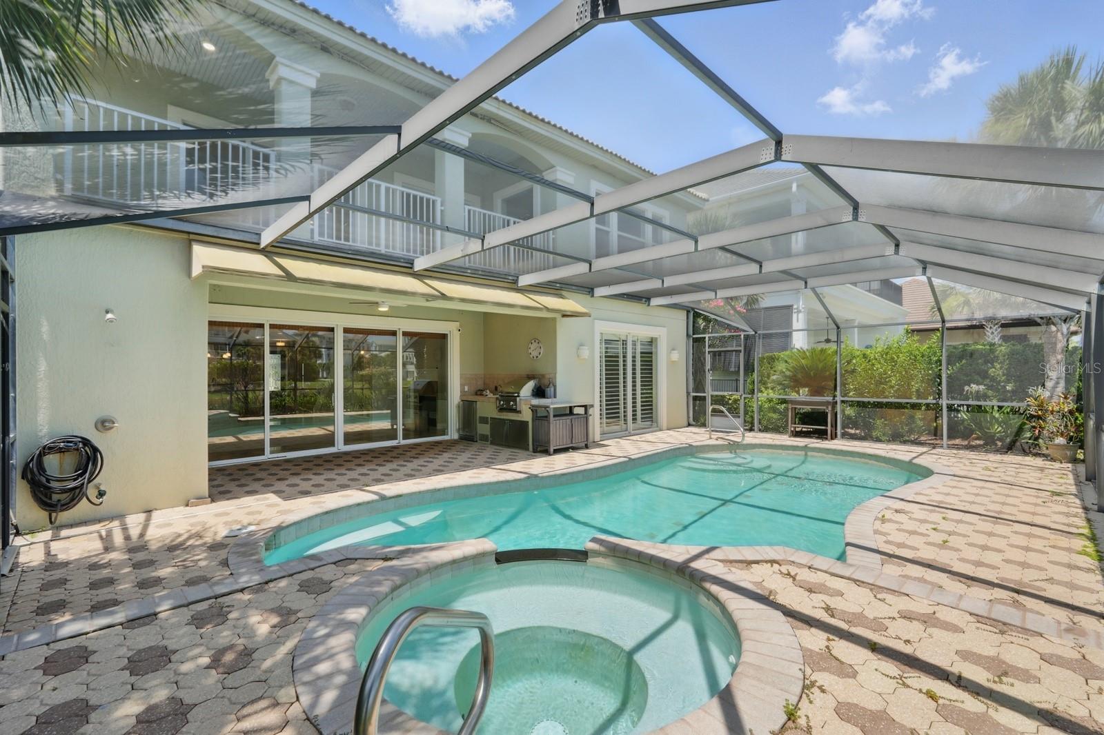 23 SANDPIPER LN