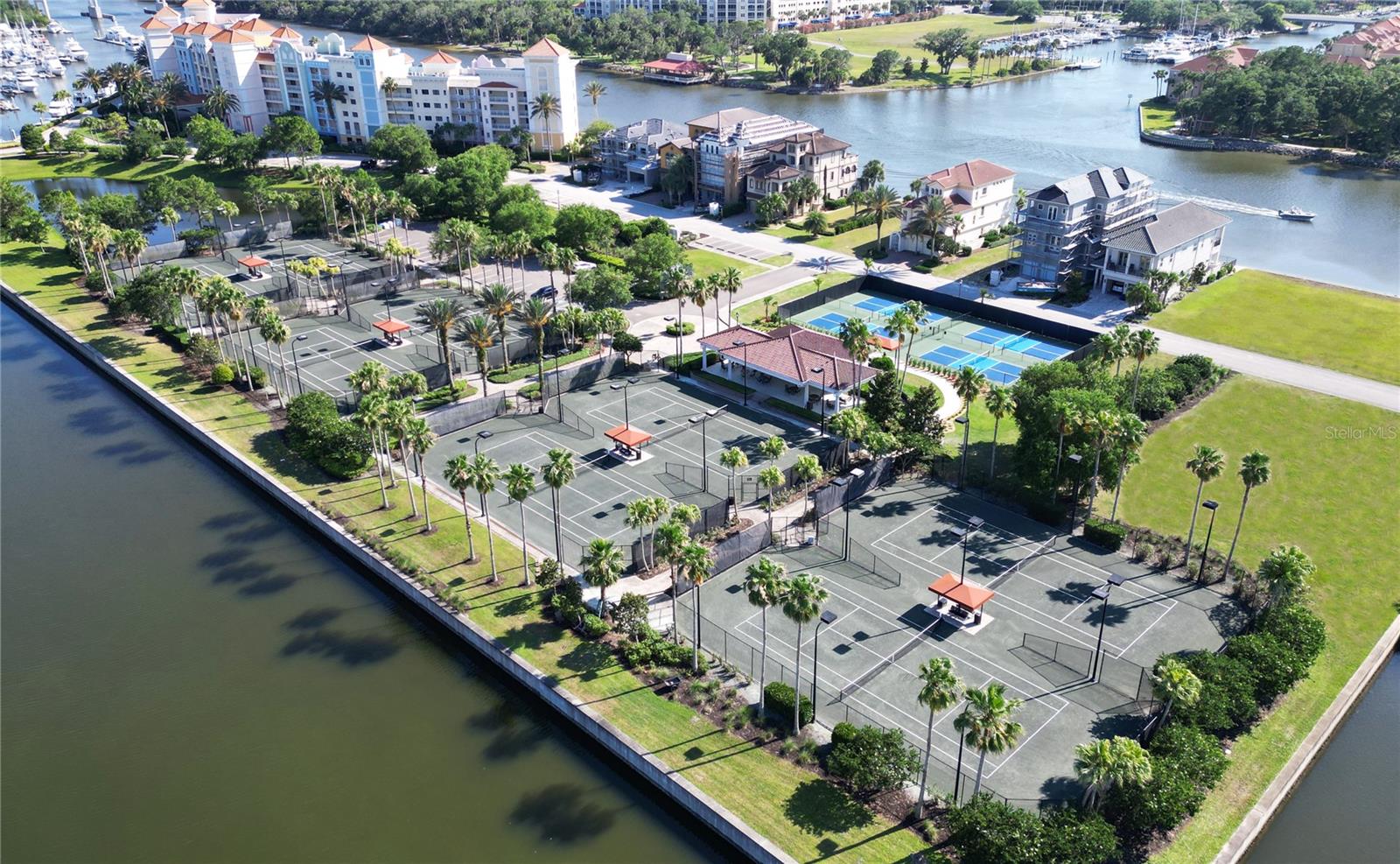 29 HAMMOCK BEACH PKWY