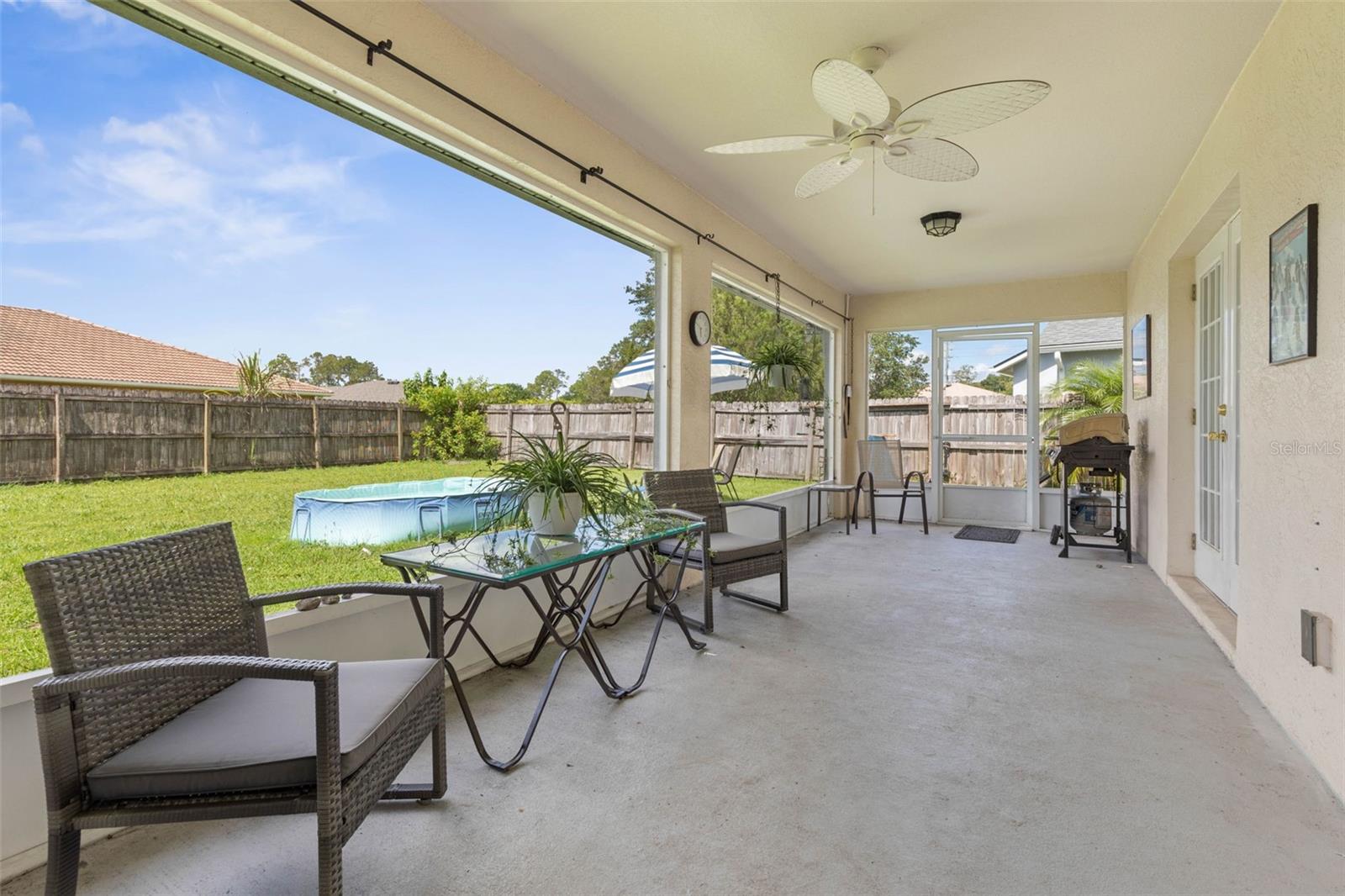 6 PRINCE MICHAEL LN
