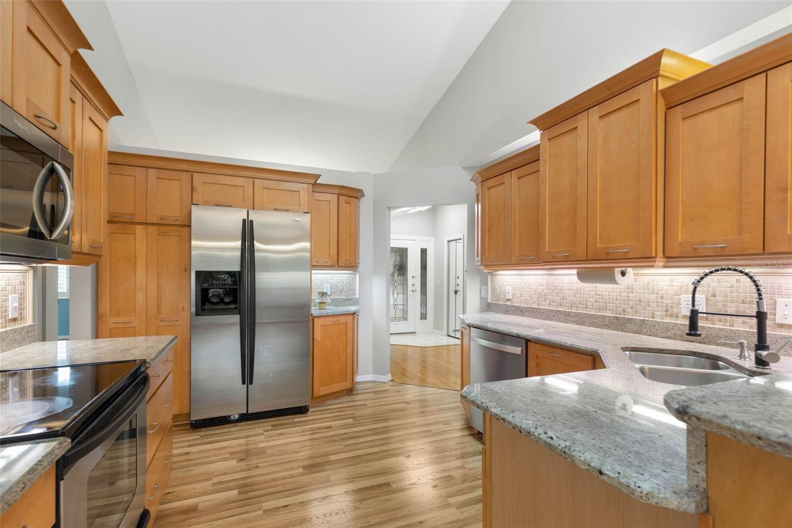 162 PEPPERDINE DR