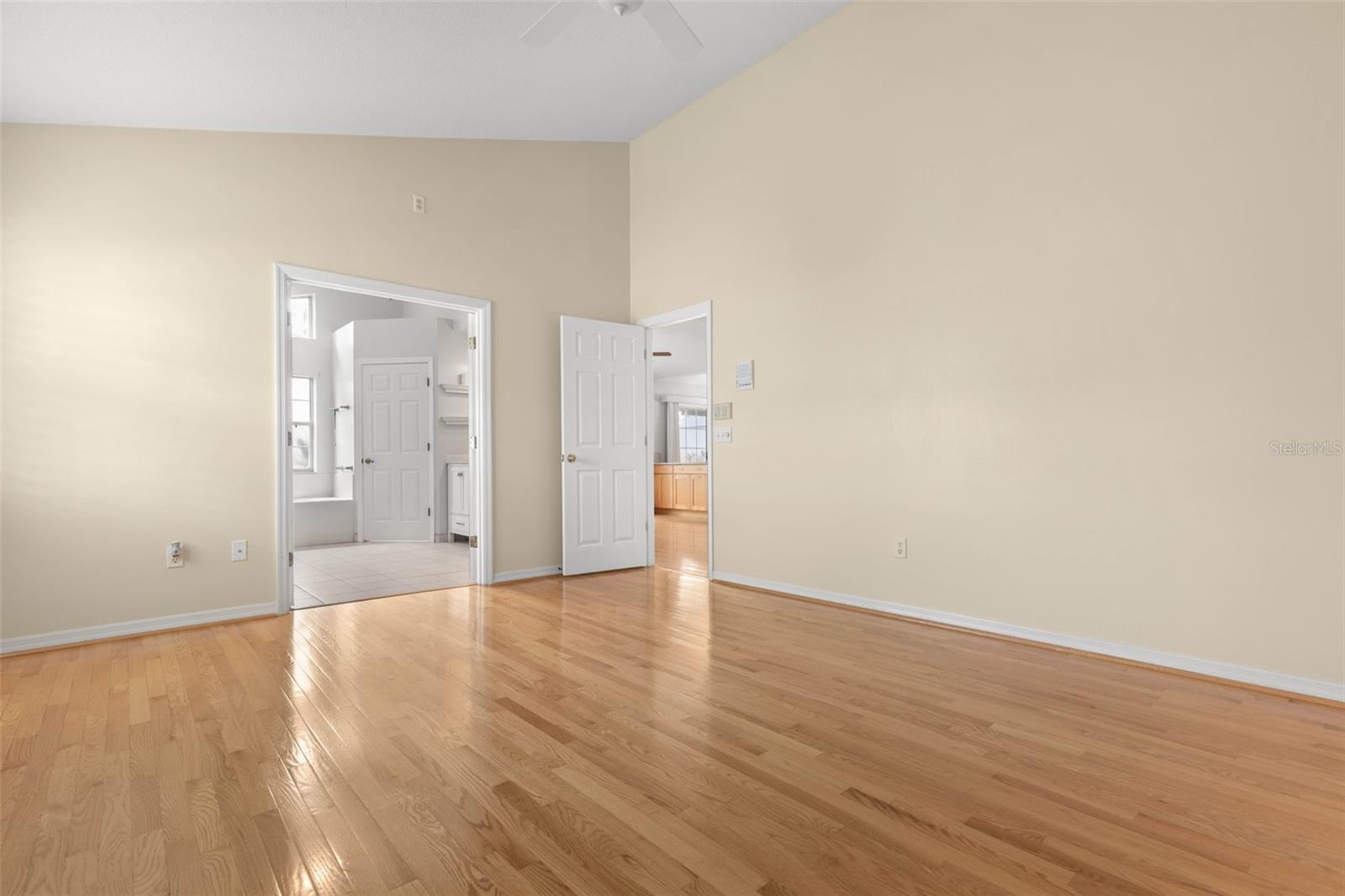 162 PEPPERDINE DR