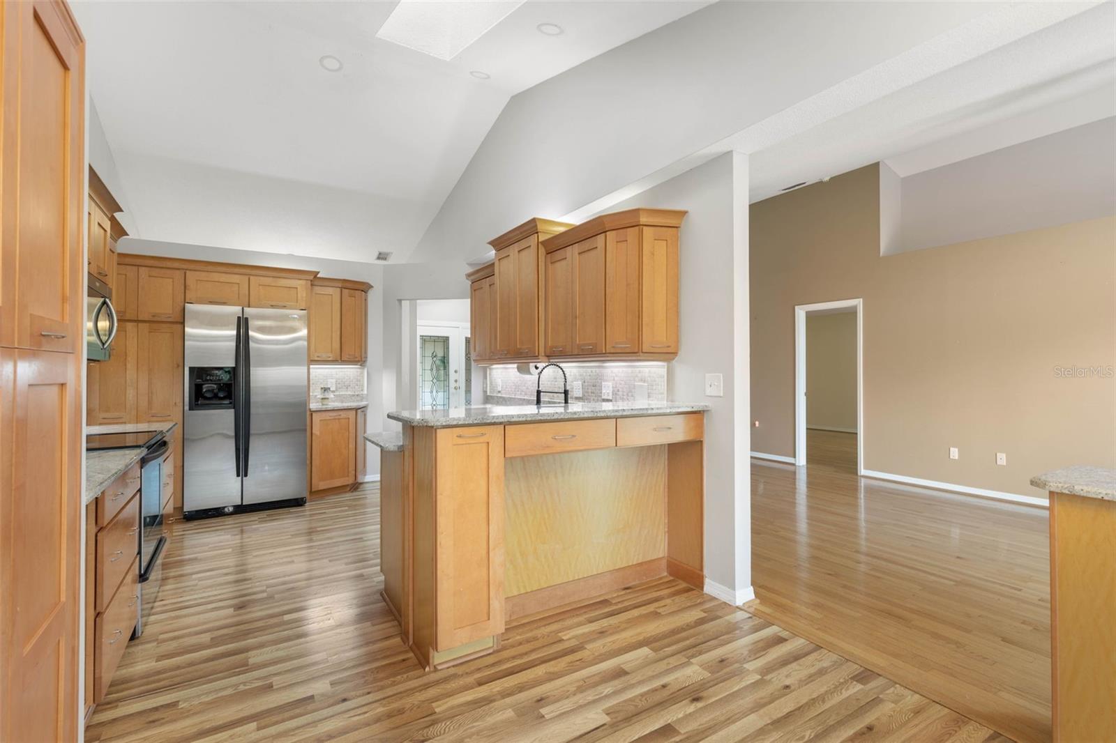 162 PEPPERDINE DR