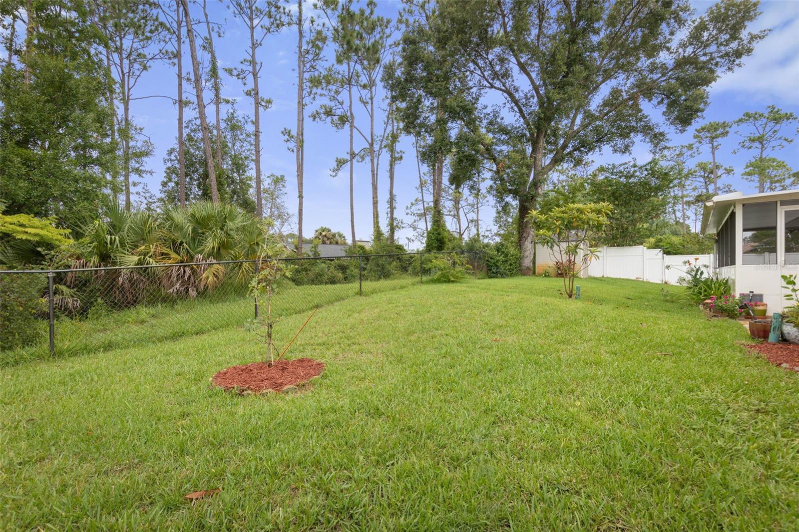 162 PEPPERDINE DR