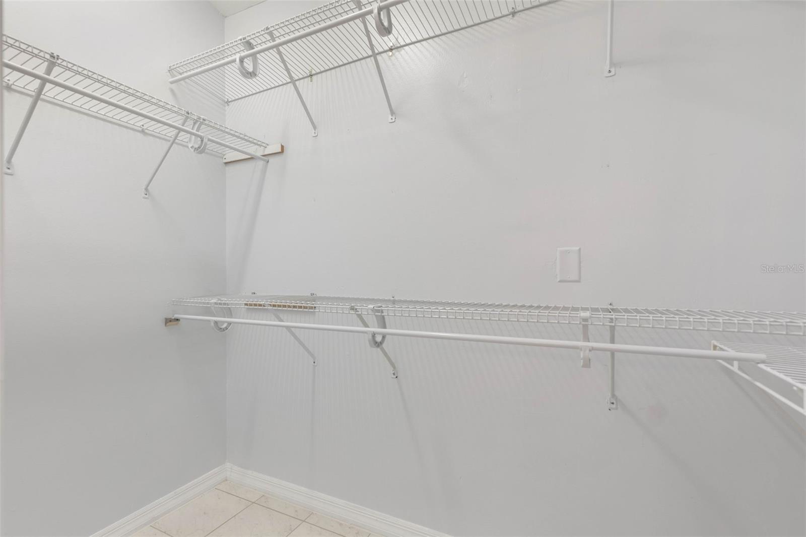 162 PEPPERDINE DR