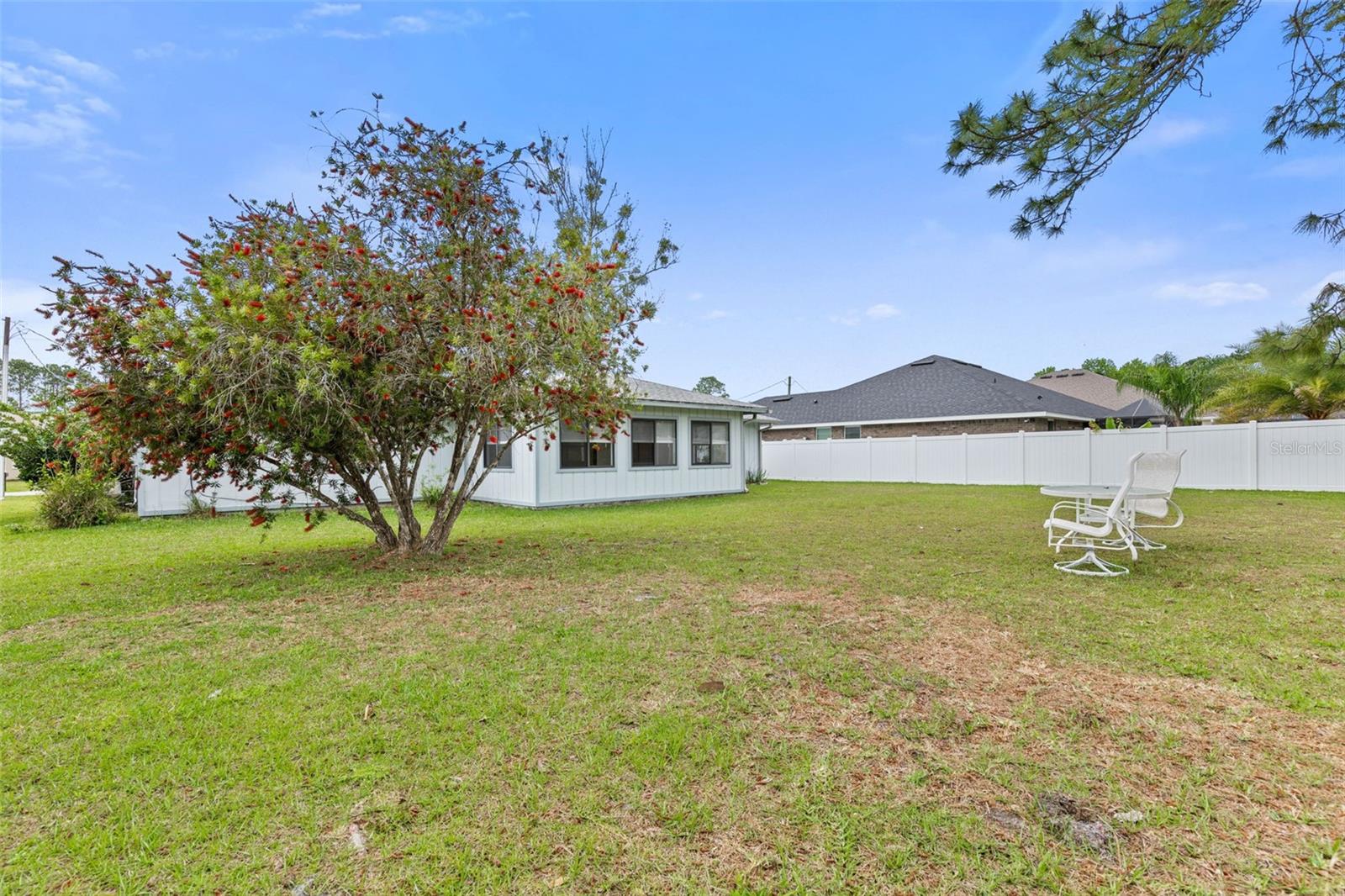 7 WARREN PL