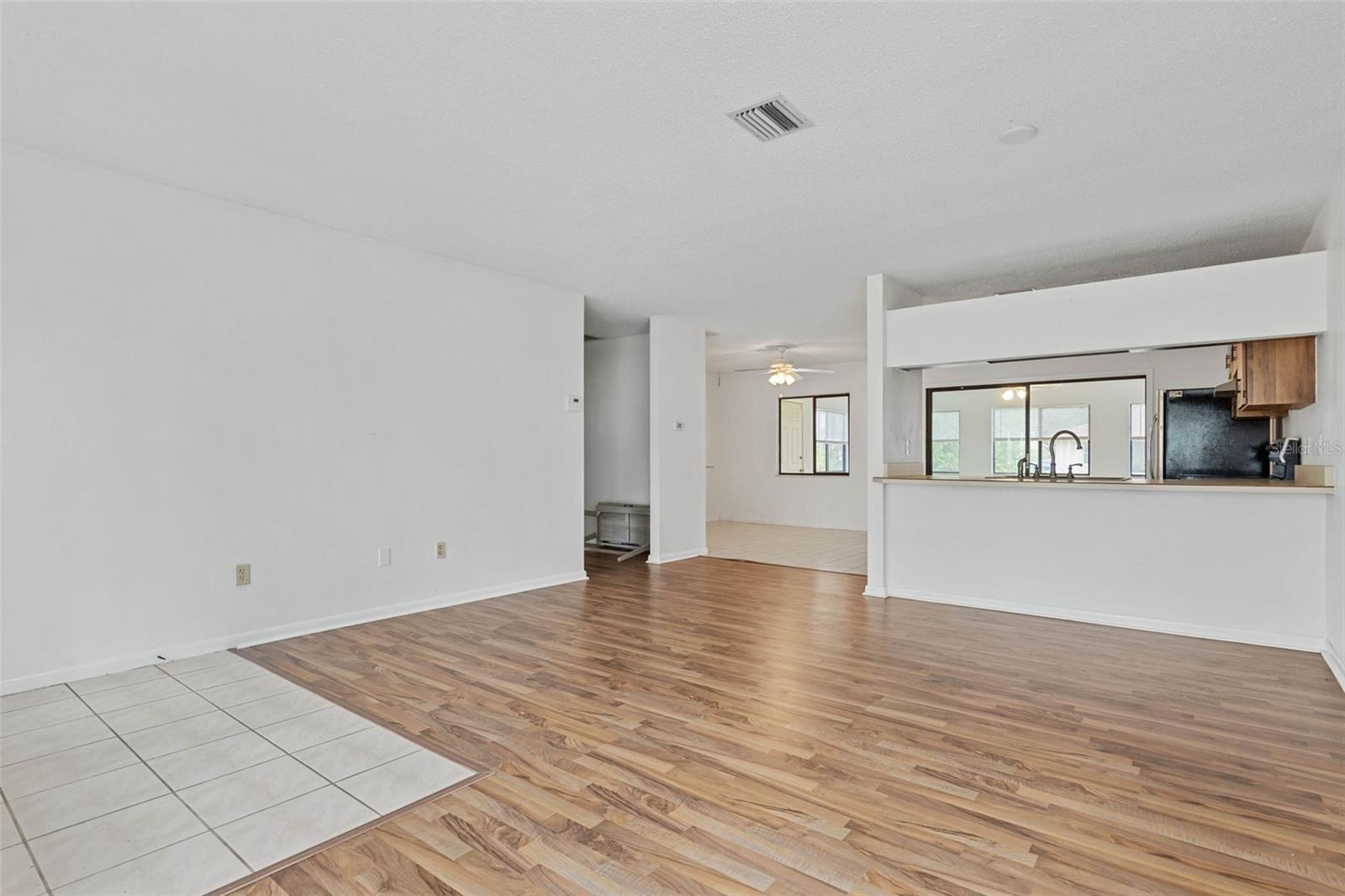 7 WARREN PL