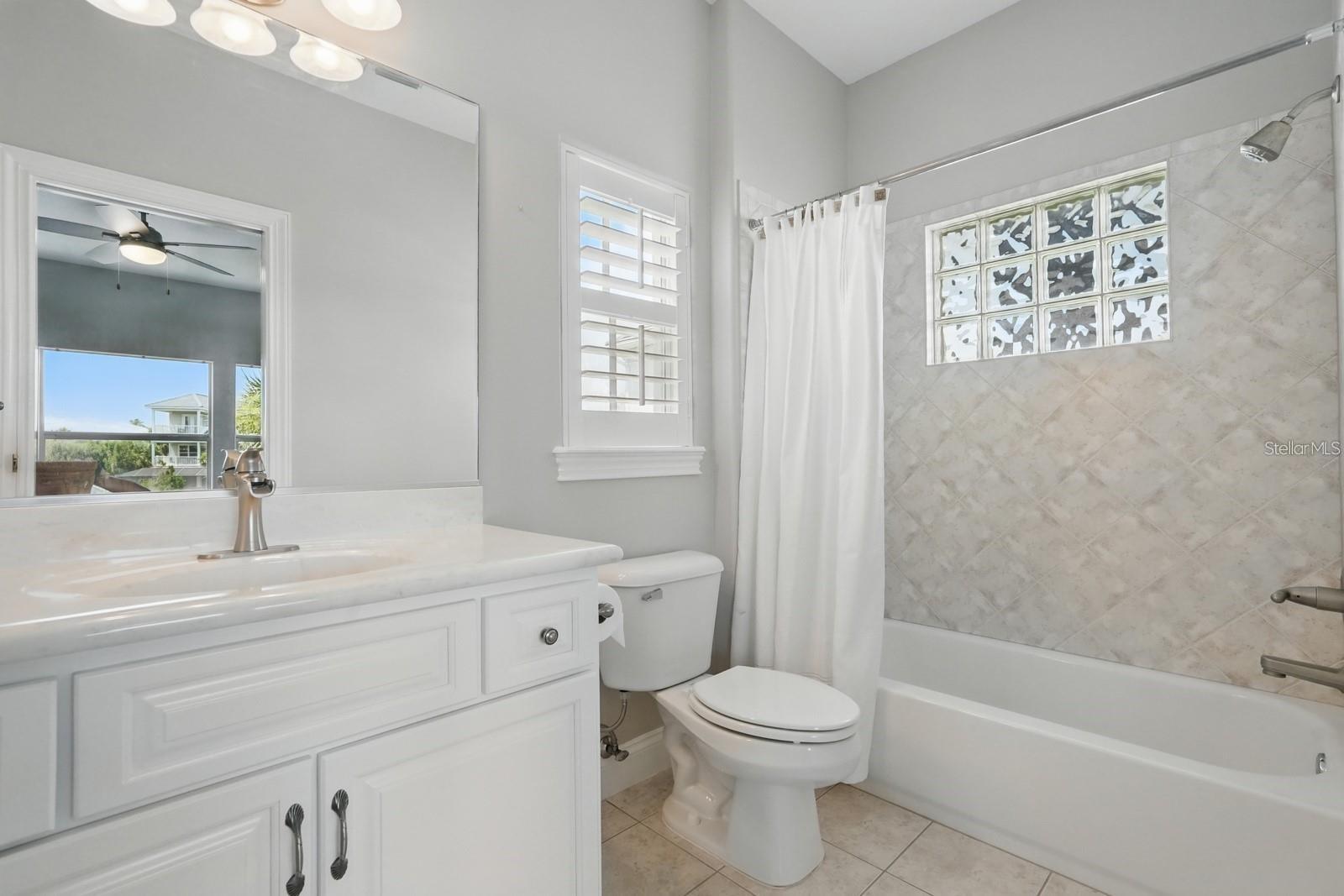 23 SANDPIPER LN