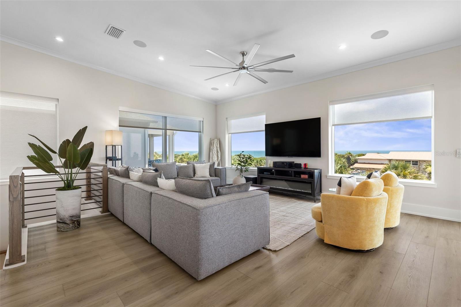 3538 N OCEAN SHORE BLVD