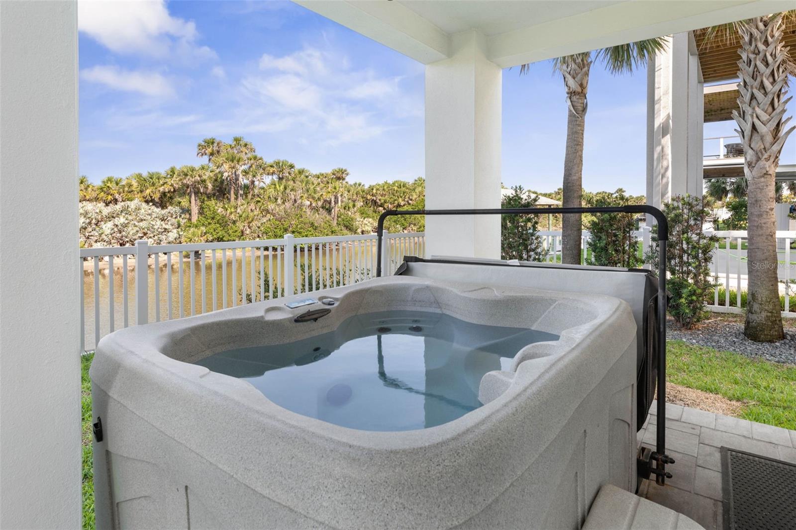 3538 N OCEAN SHORE BLVD