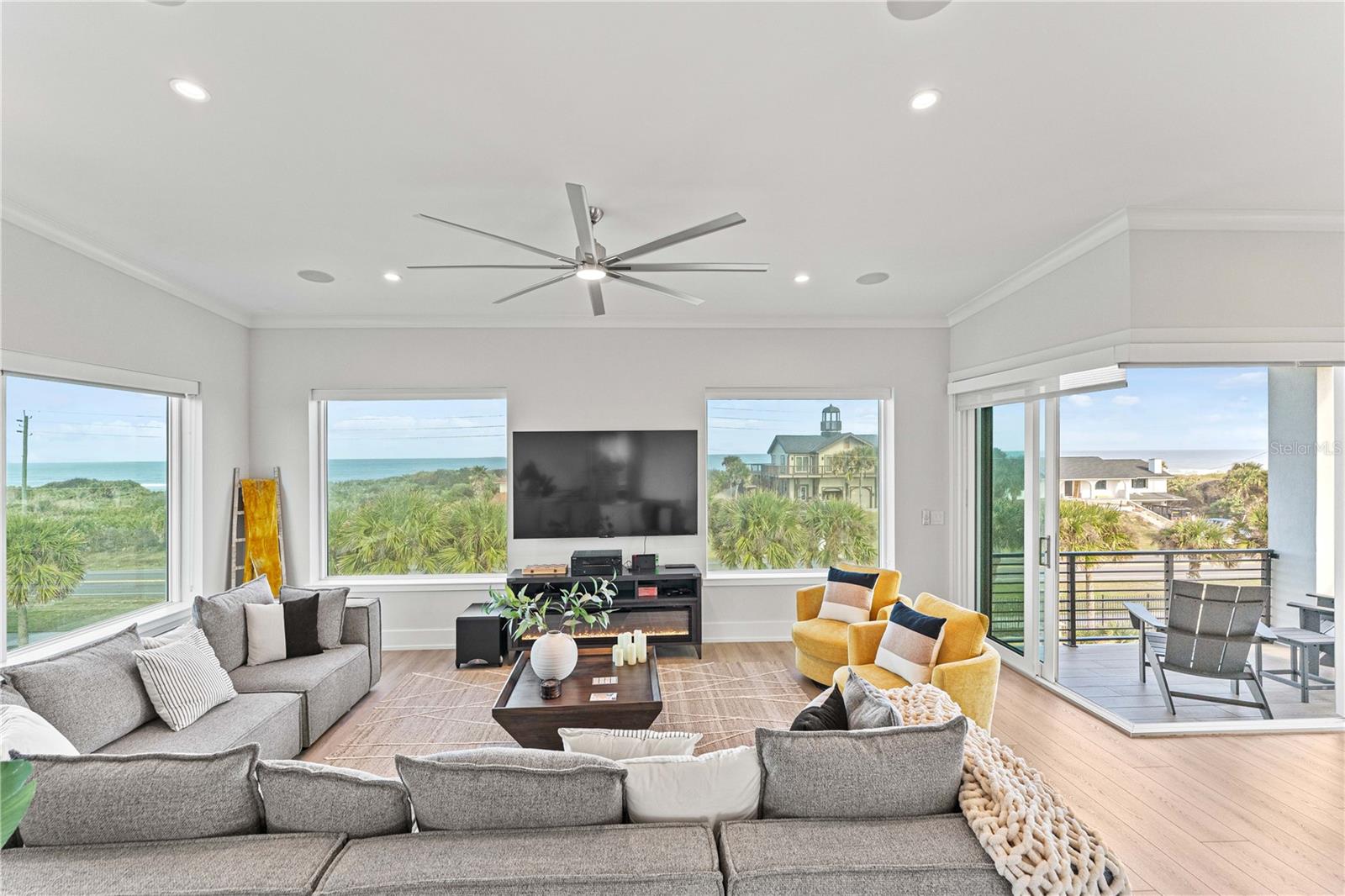 3538 N OCEAN SHORE BLVD