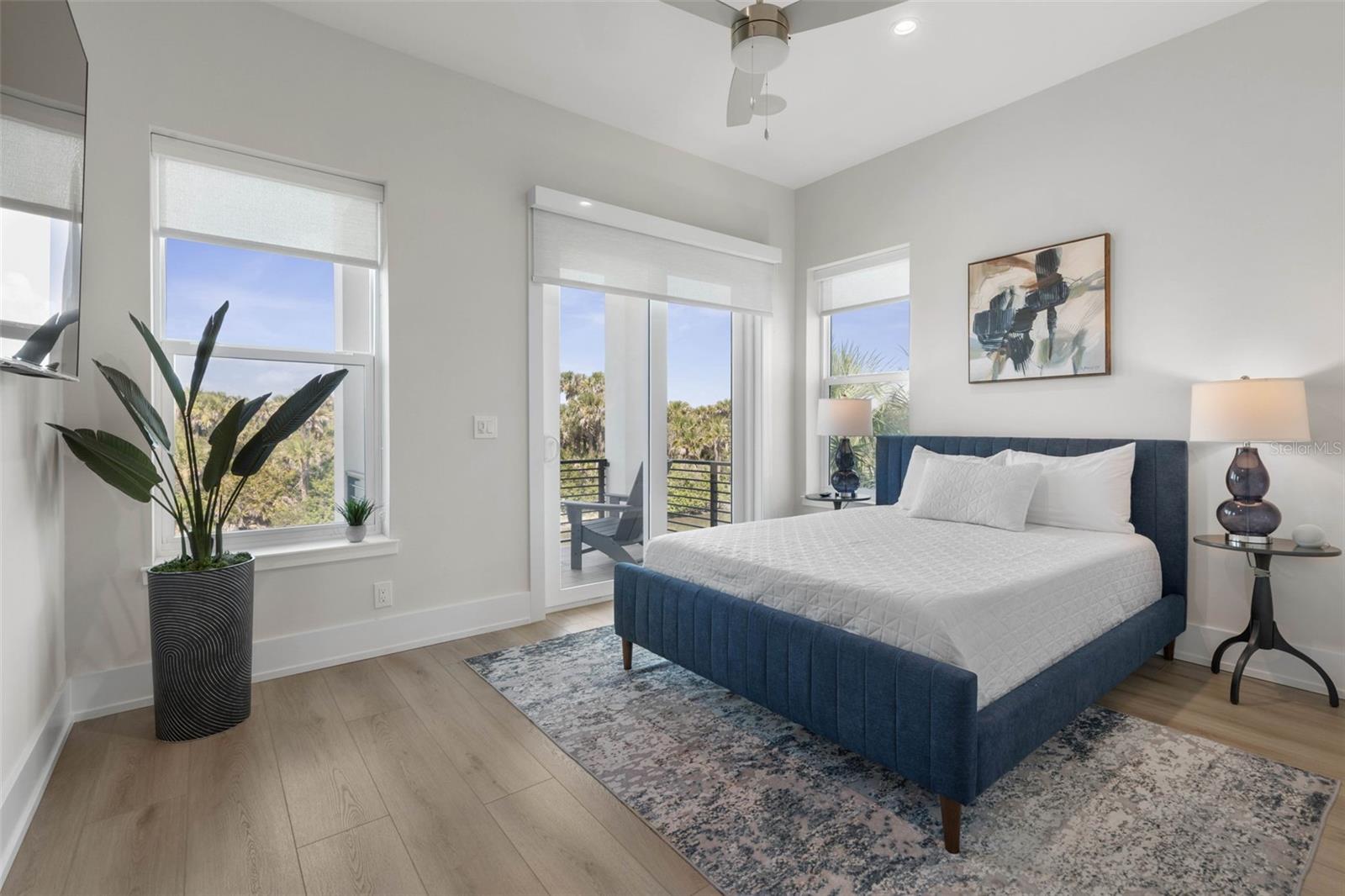 3538 N OCEAN SHORE BLVD