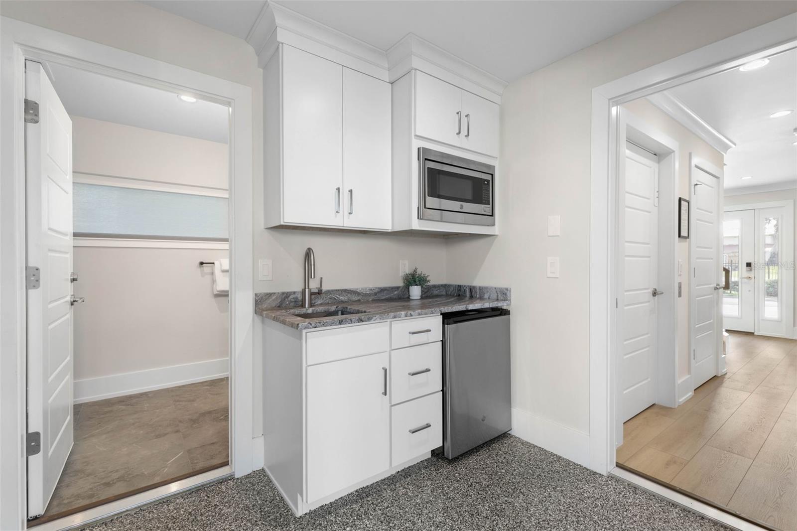 3538 N OCEAN SHORE BLVD