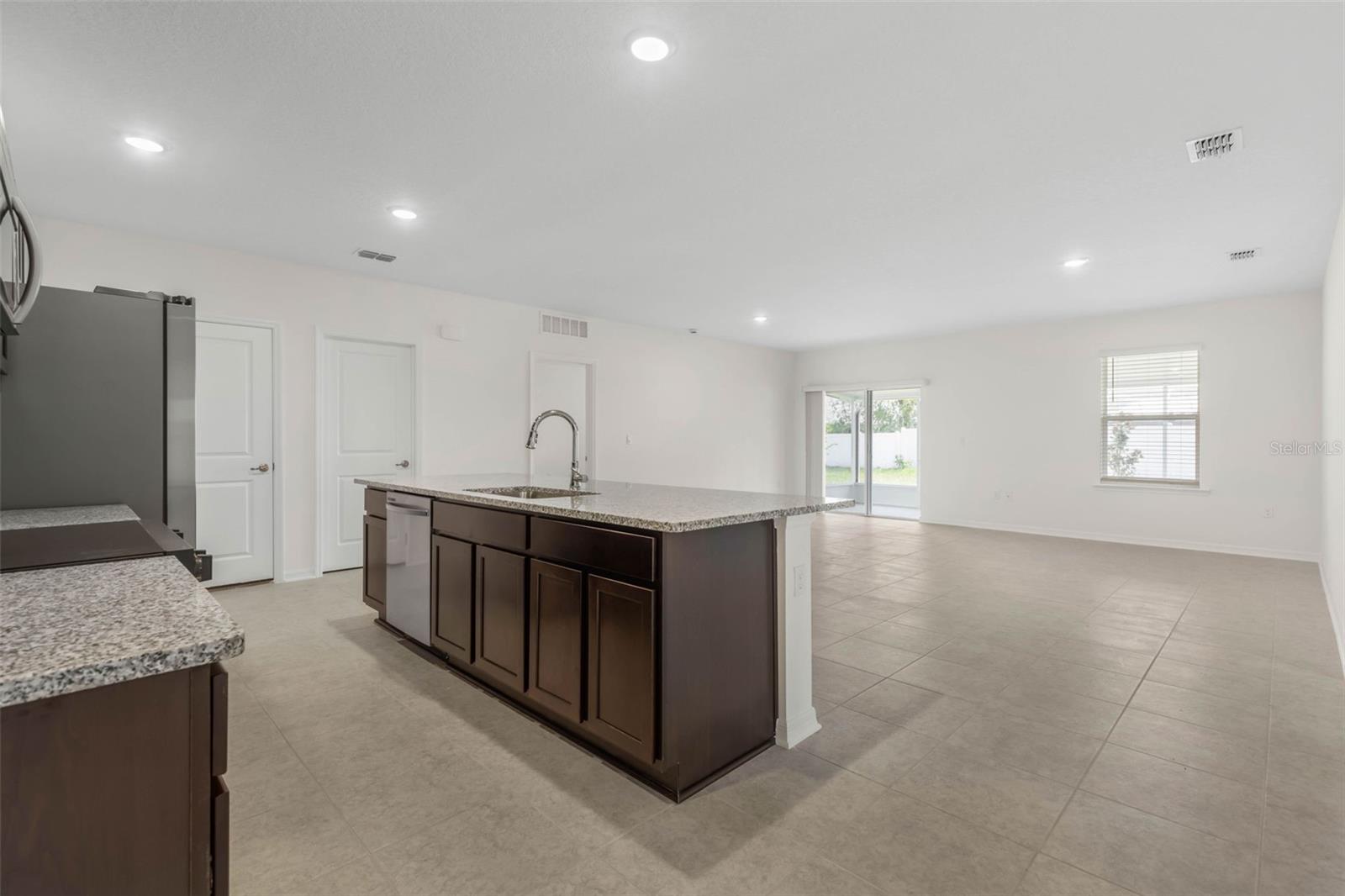 73 FOREST HILL DR