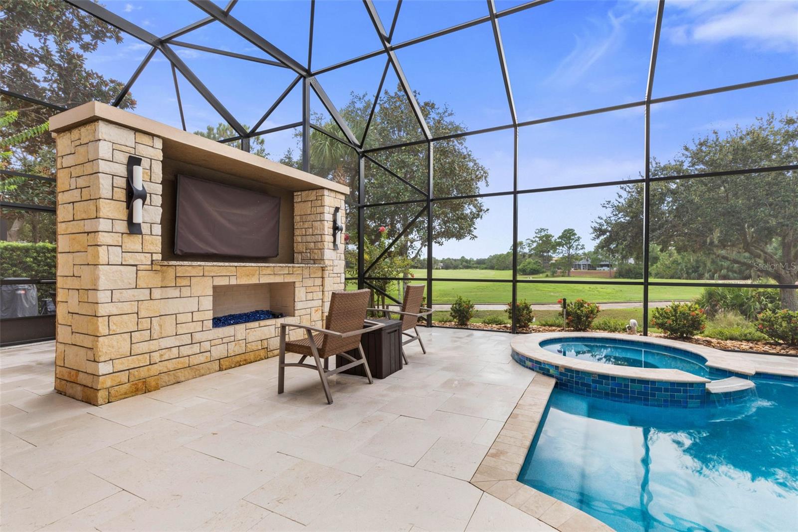 49 EASTLAKE DR