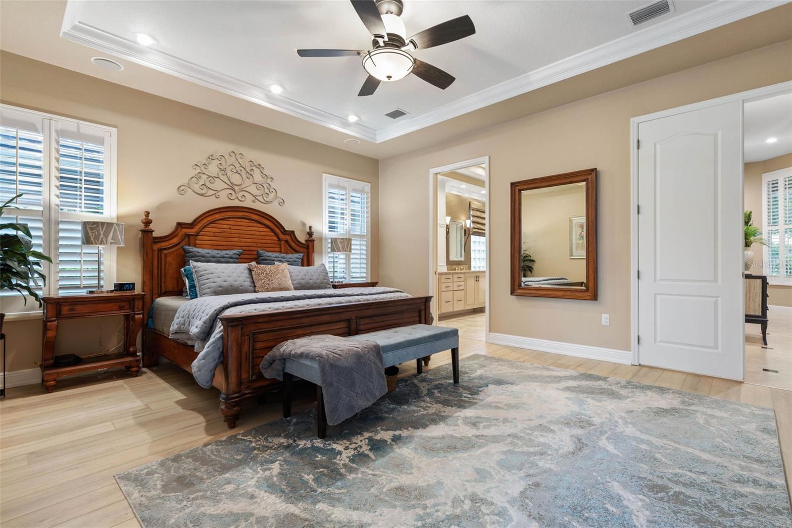 49 EASTLAKE DR