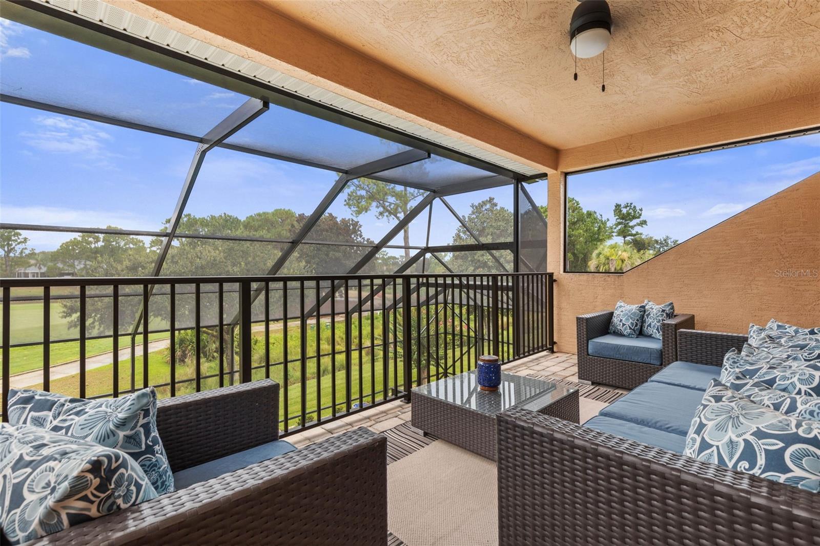 49 EASTLAKE DR