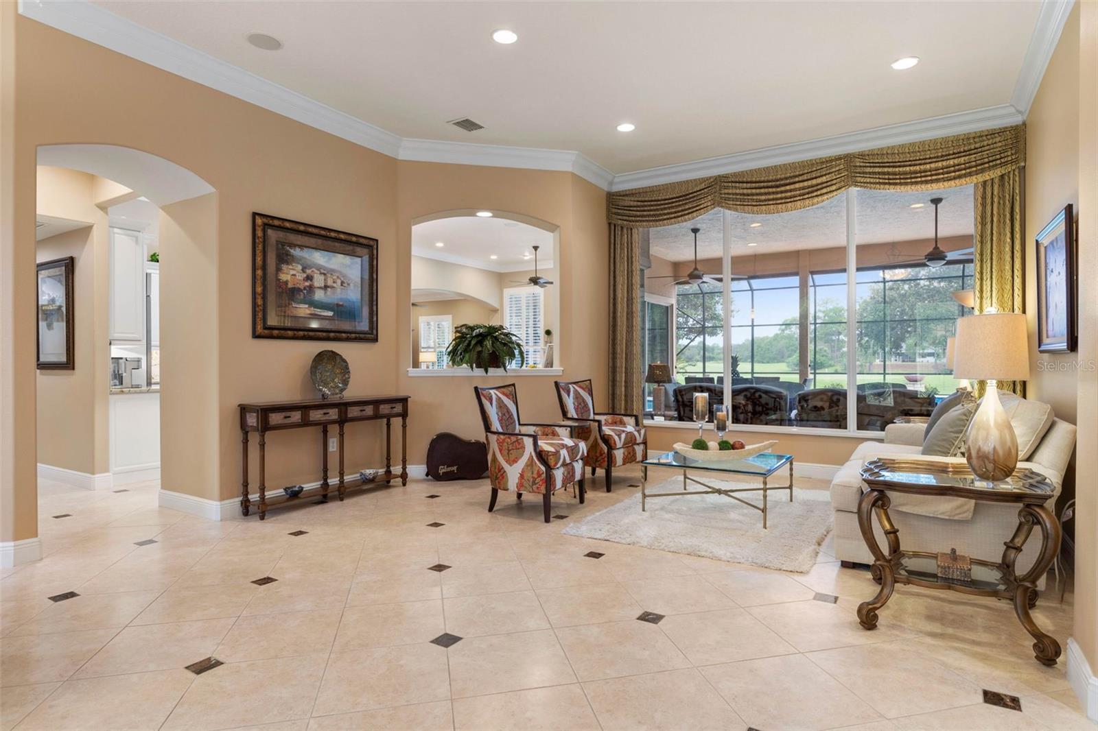 49 EASTLAKE DR