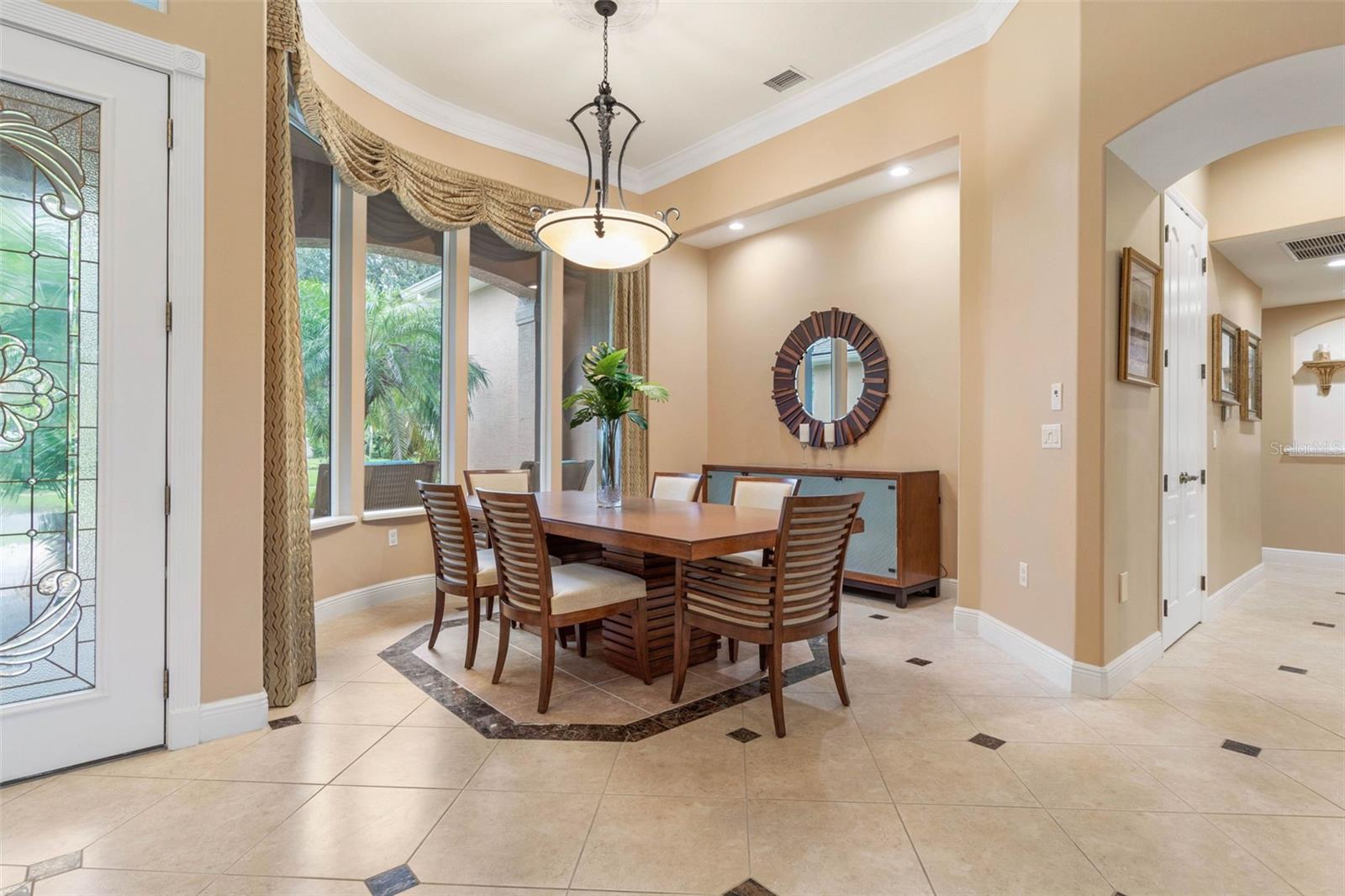 49 EASTLAKE DR