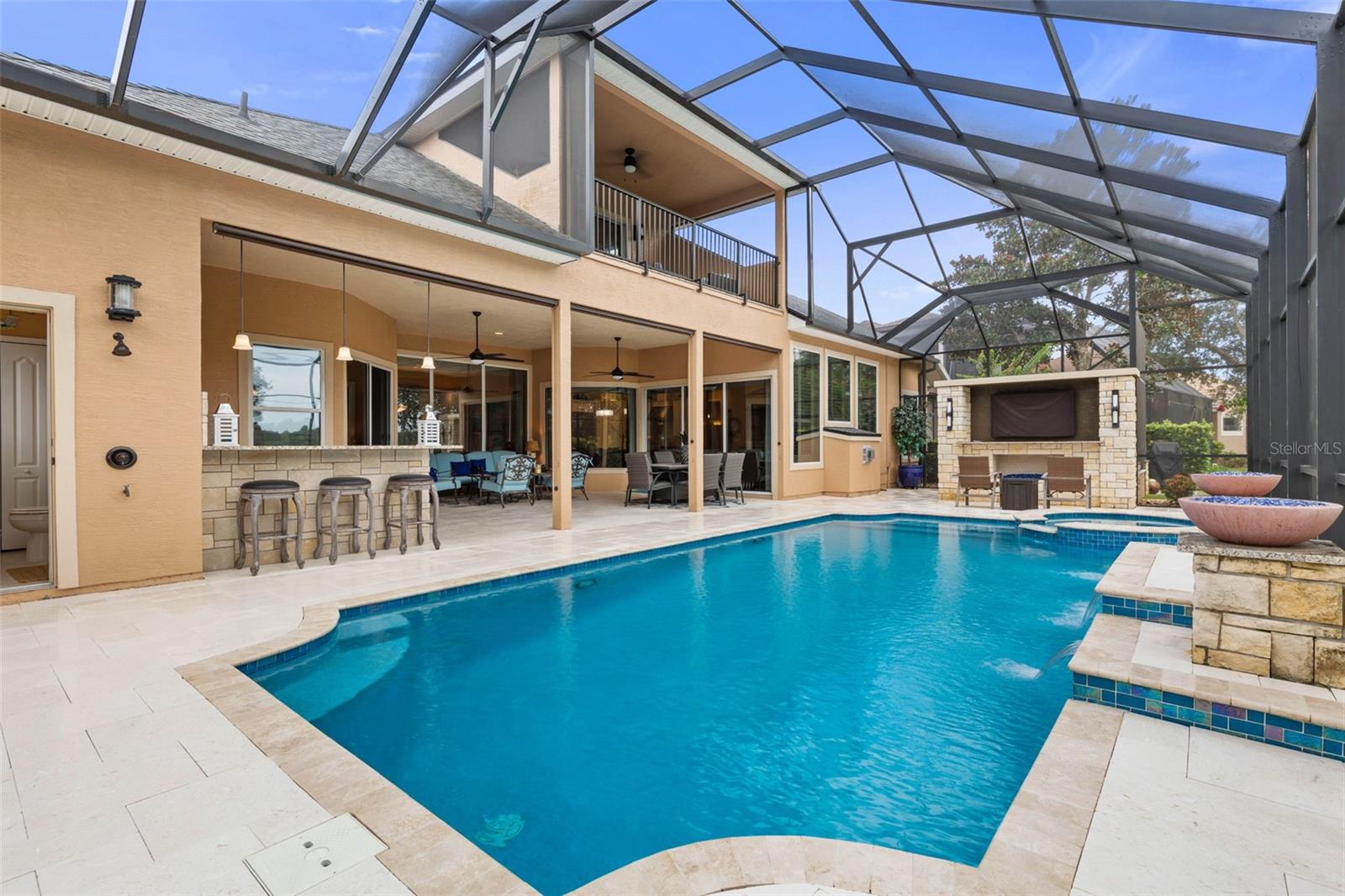49 EASTLAKE DR