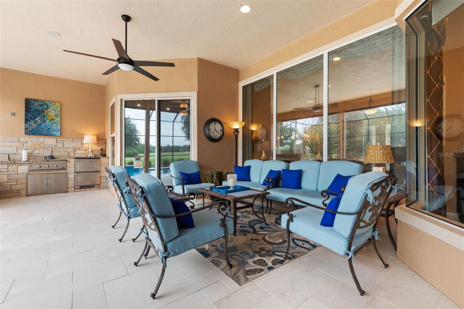 49 EASTLAKE DR