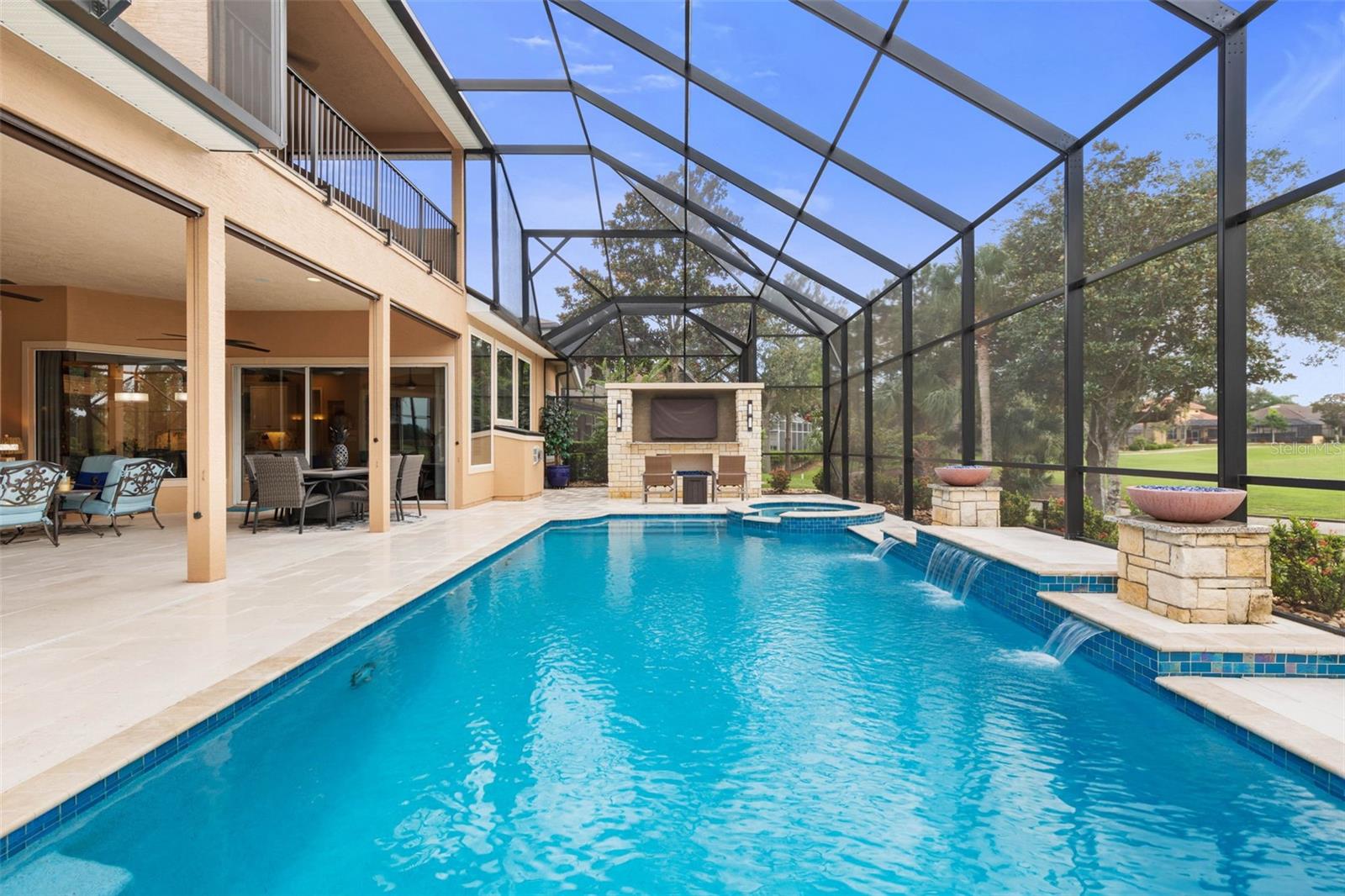 49 EASTLAKE DR