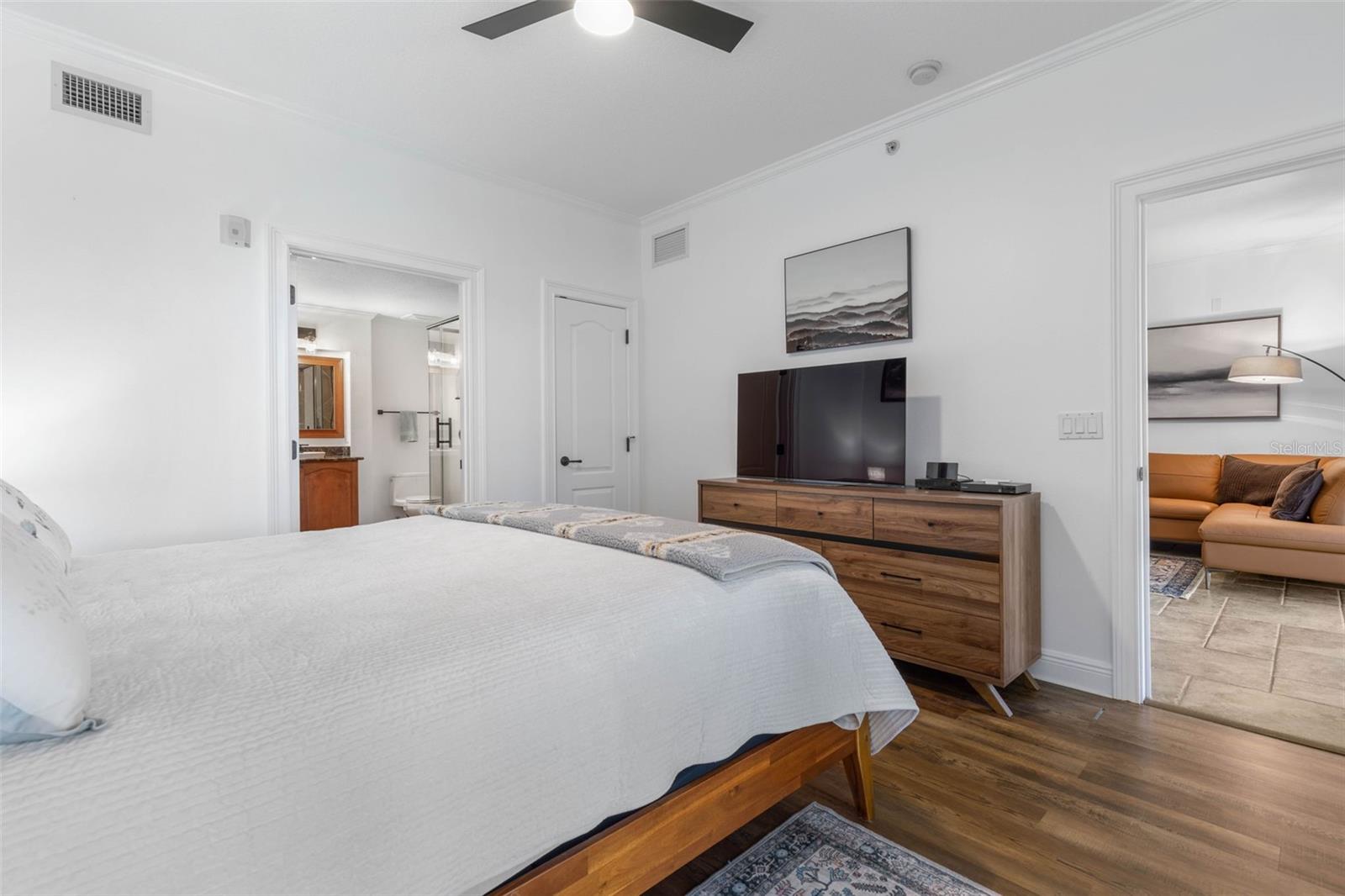146 PALM COAST RESORT BLVD #404
