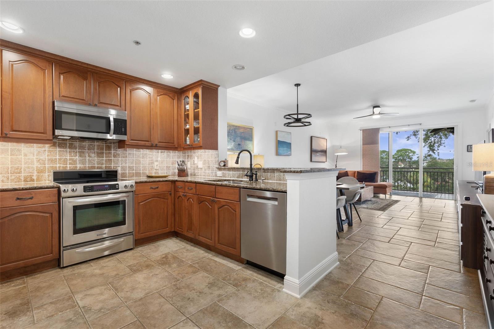 146 PALM COAST RESORT BLVD #404