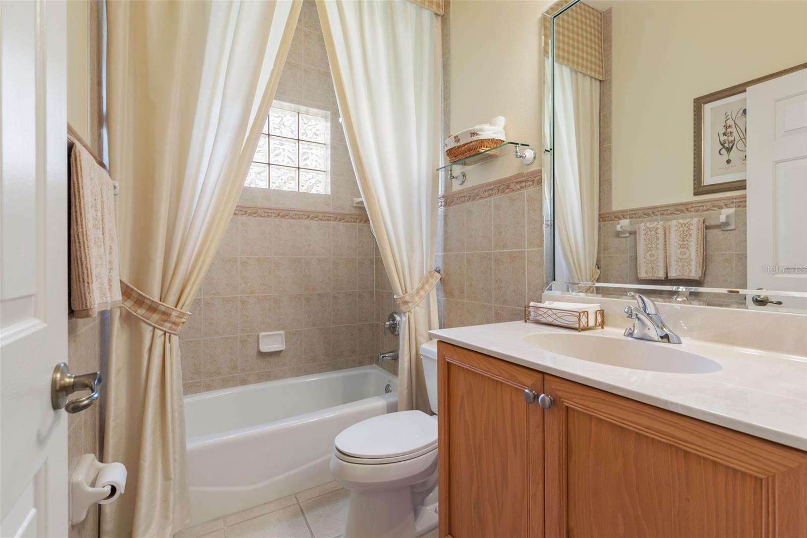 14 VILLAGE VIEW DR