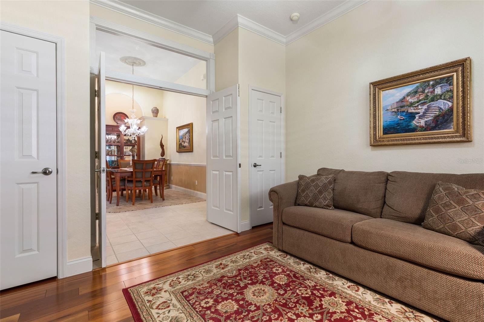 14 VILLAGE VIEW DR