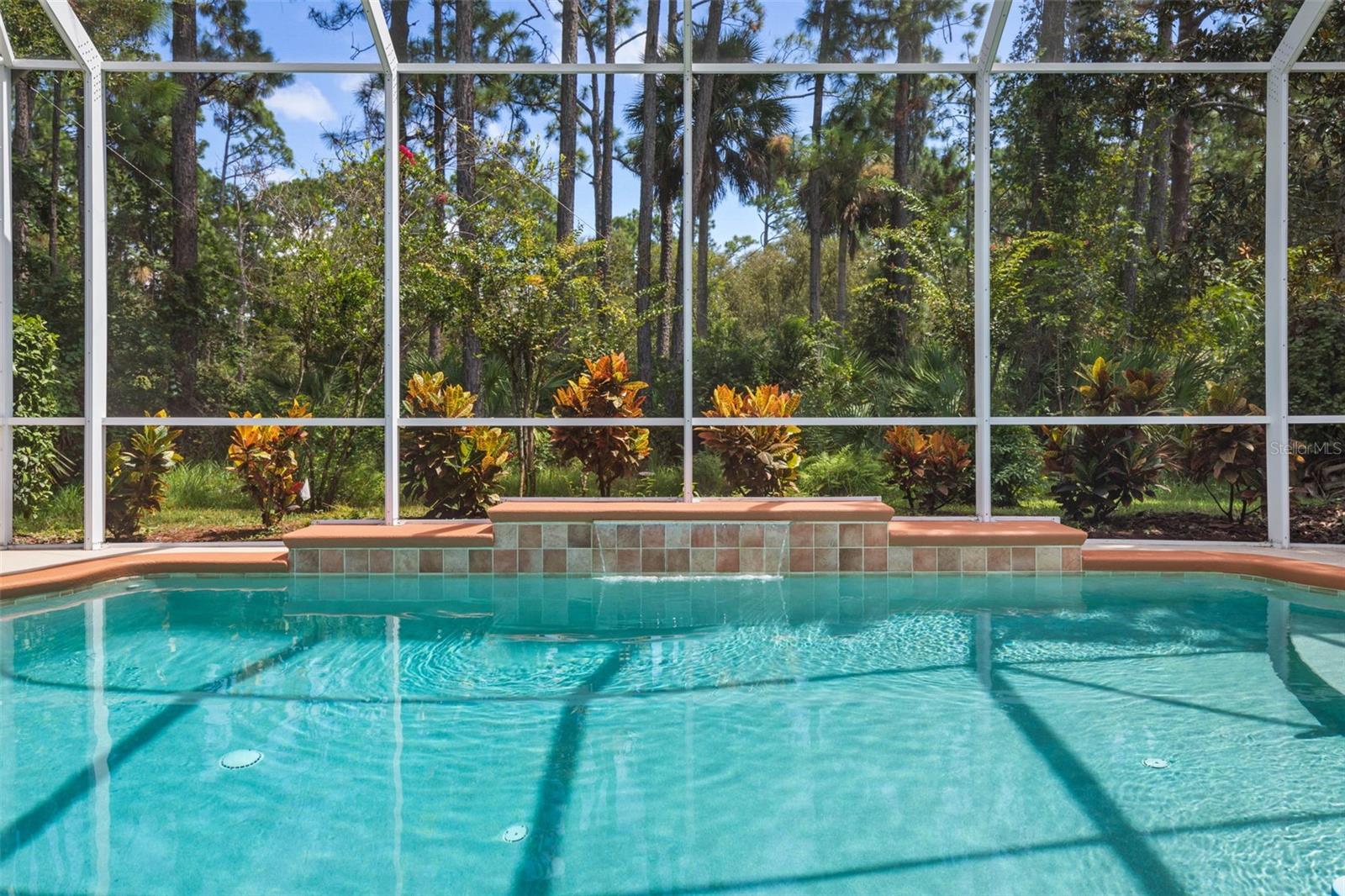 14 VILLAGE VIEW DR