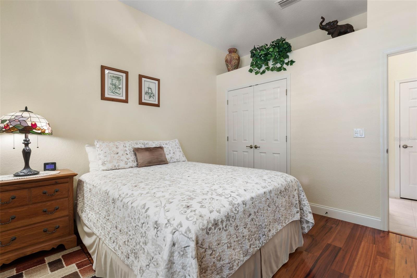 14 VILLAGE VIEW DR