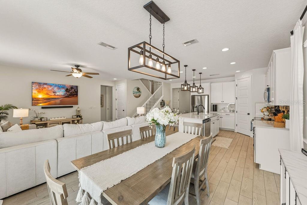 52 LOS LAGOS BLVD