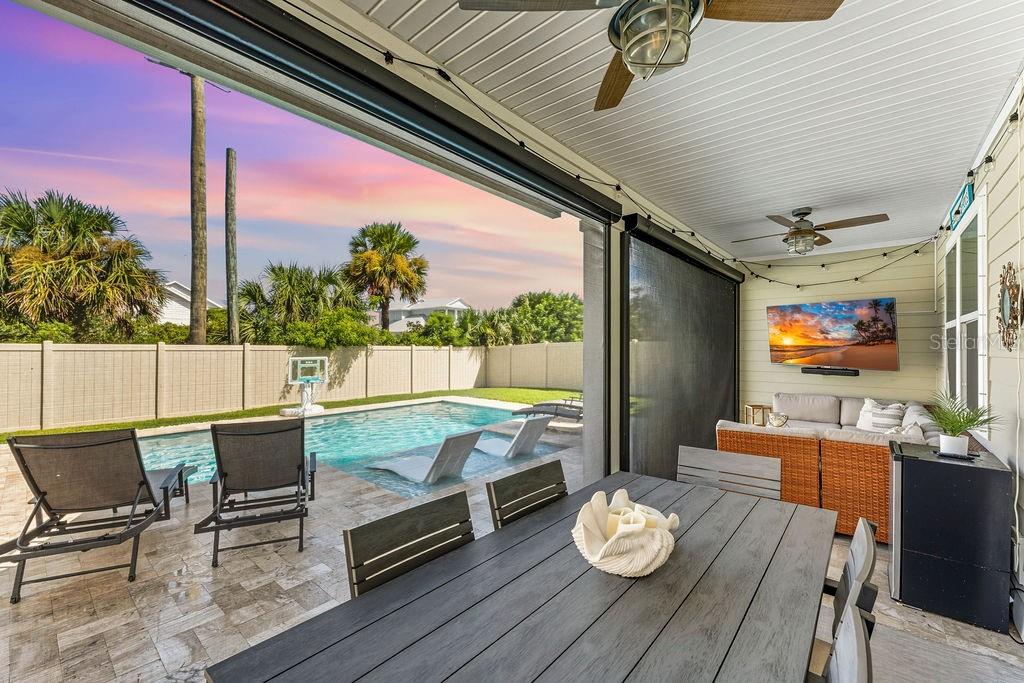 52 LOS LAGOS BLVD